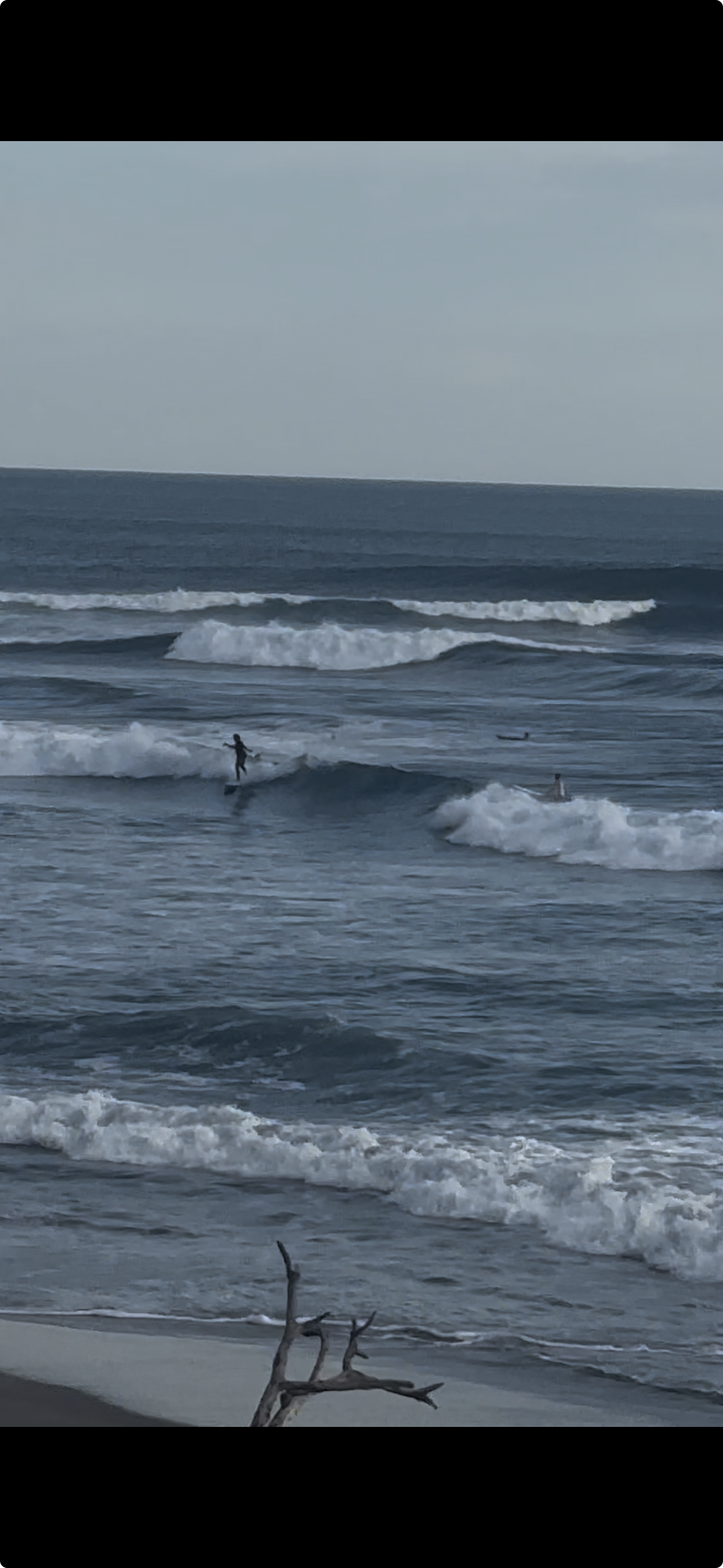 Managua und Surfing - Leslie surft