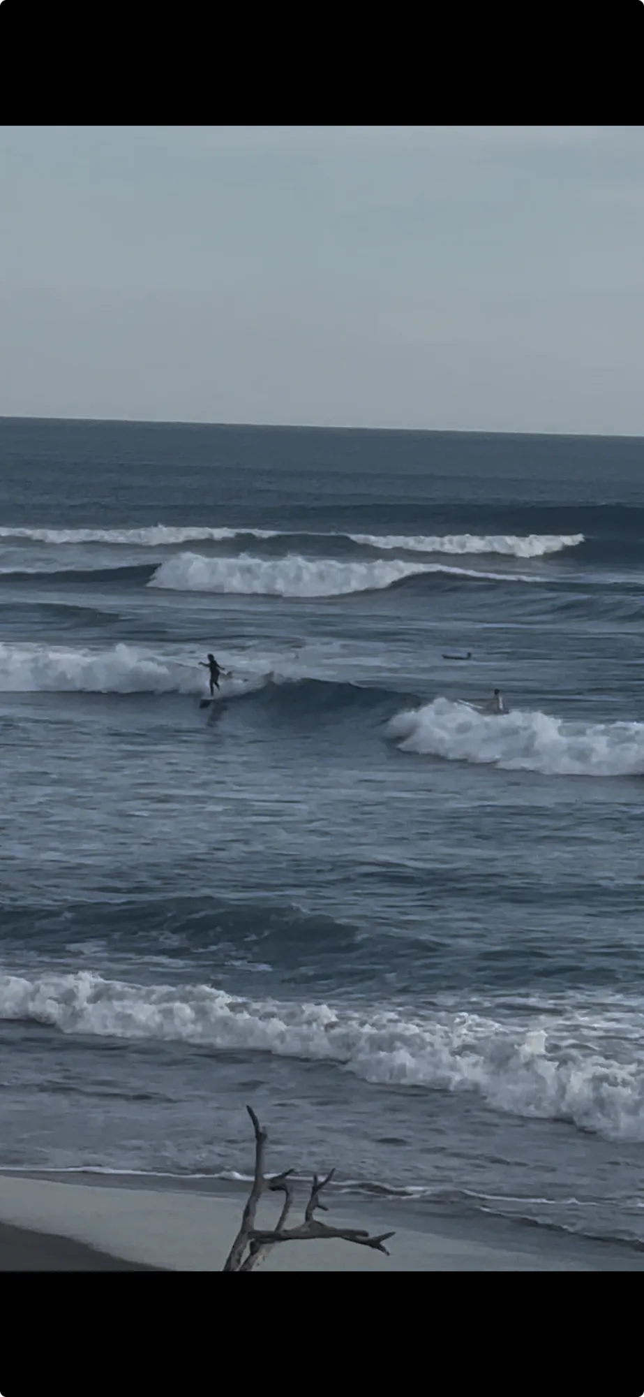 Managua und Surfing - Leslie surft