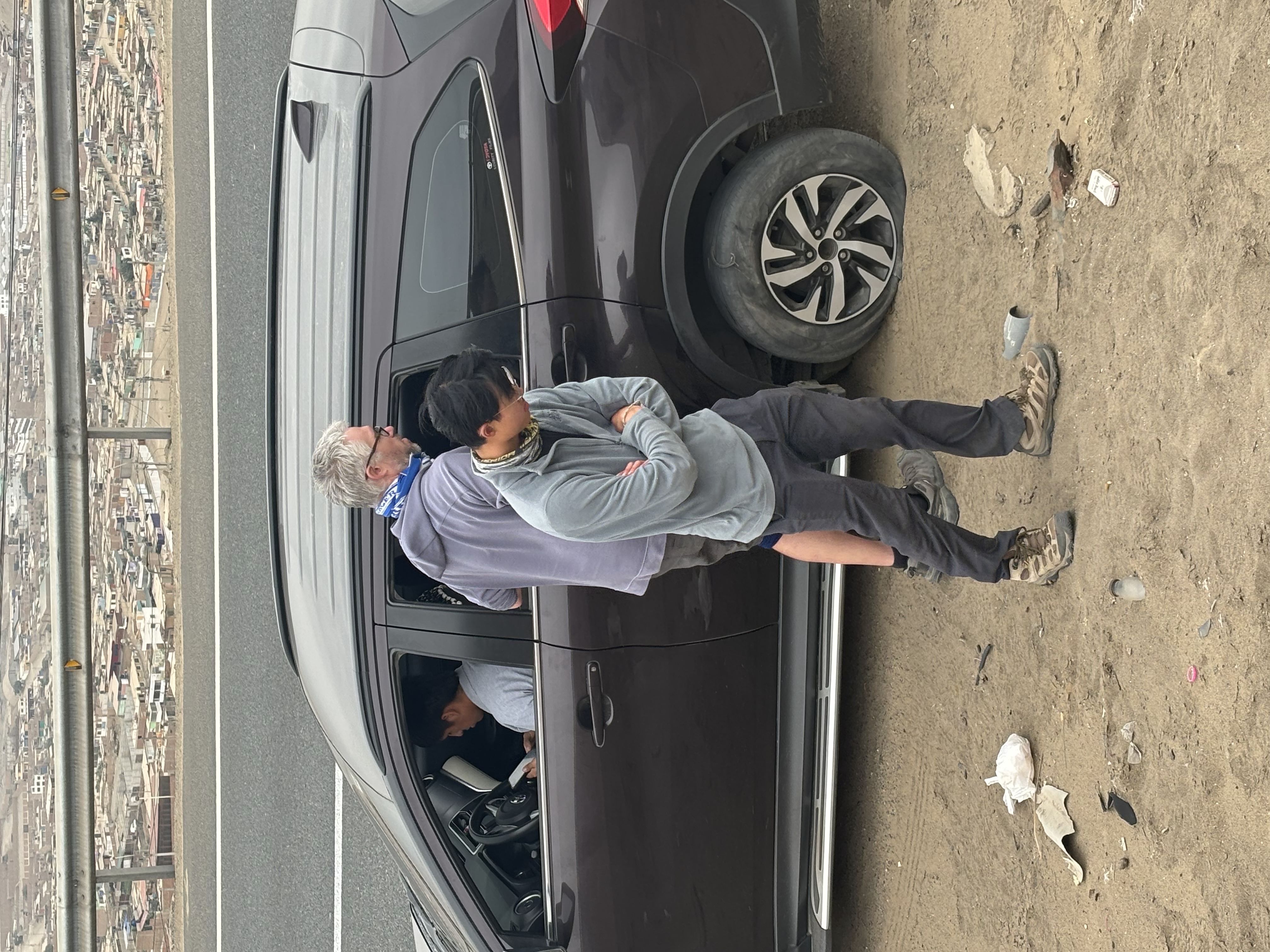 Lima, Ceviche und die längste Welle - der geplatzte Reifen des Taxis auf der Rückfahrt nach Lima